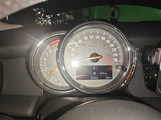 MINI Hatch — Фото автомобиля 7