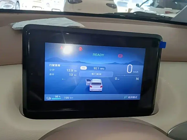Wuling Hongguang Mini EV — Фото автомобиля 11
