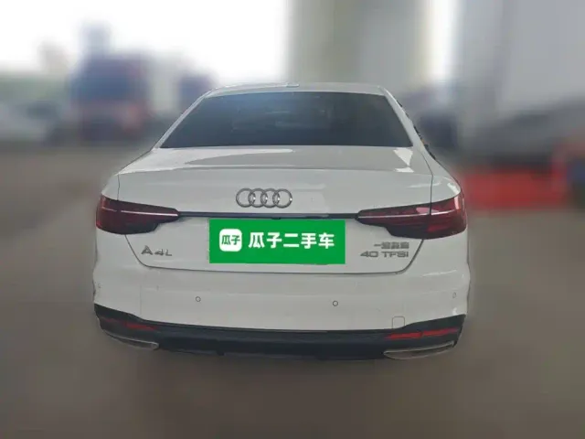 Audi A4L — Фото автомобиля 3