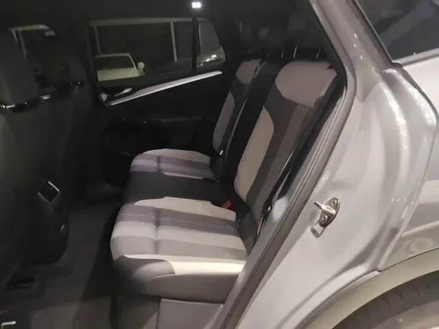 Volkswagen ID.4 Crozz — Фото автомобиля 16