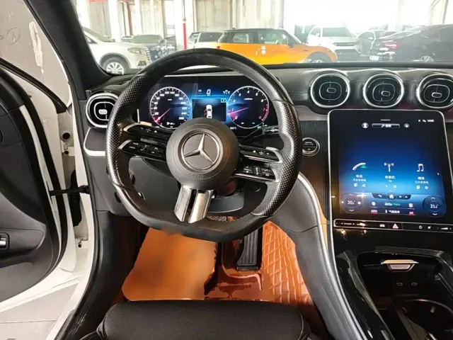 Mercedes-Benz C-Class — Фото автомобиля 10
