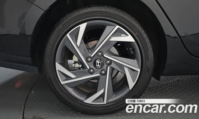 Hyundai Avante CN7 — Фото автомобиля 5