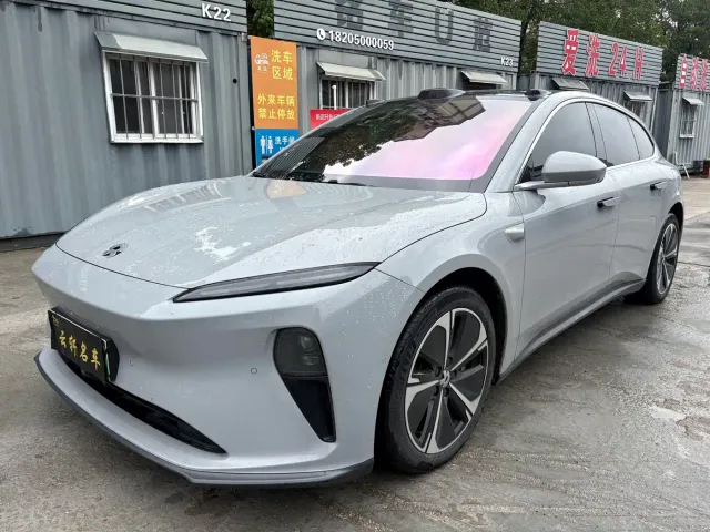 Фотография автомобиля — Nio ET5 Touring