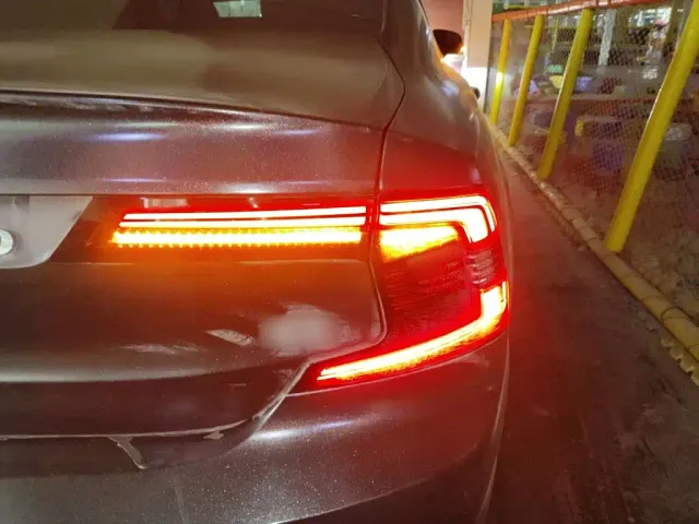 Volvo S90 — Фото автомобиля 23