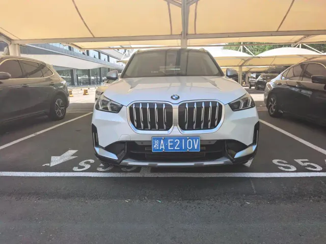 BMW X1 — Фото автомобиля 2