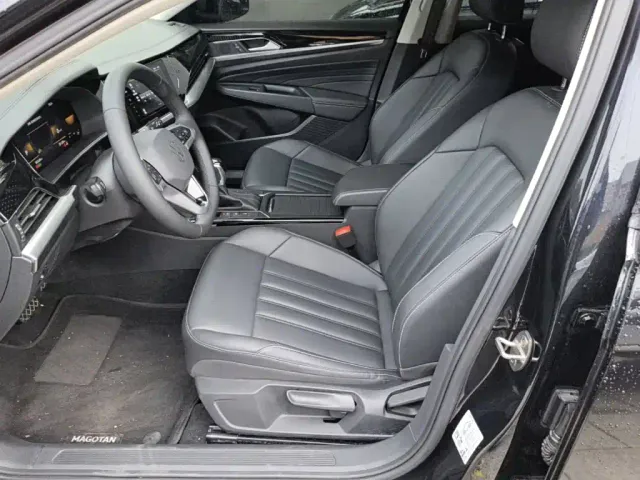 Volkswagen Passat — Фото автомобиля 14