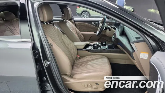 Kia K8 Hybrid — Фото автомобиля 16