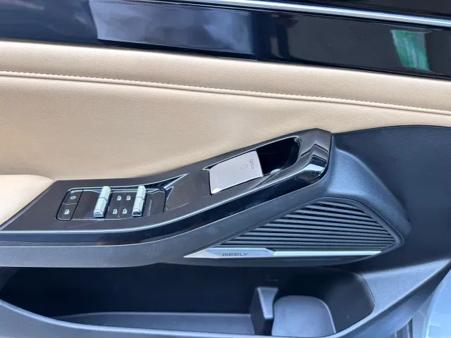 Geely Galaxy L6 — Фото автомобиля 15