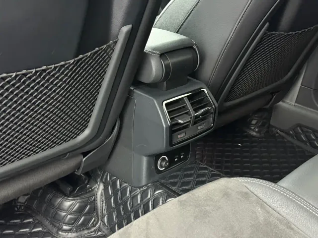 Audi Q3 — Фото автомобиля 13