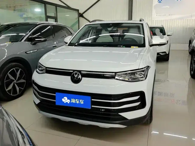 Volkswagen Tharu — Фото автомобиля 2