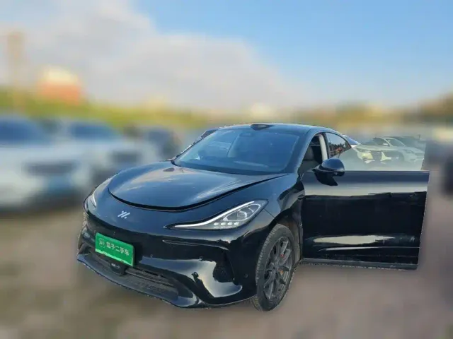 Фотография автомобиля — IM Motors LS6