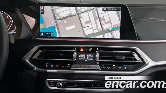BMW X7 — Фото автомобиля 12