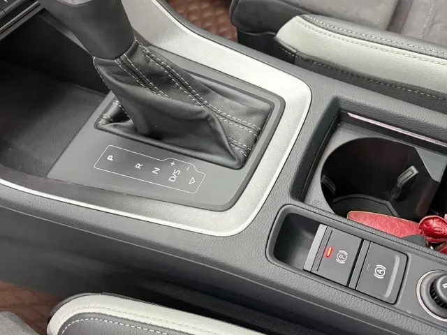 Audi Q3 — Фото автомобиля 14