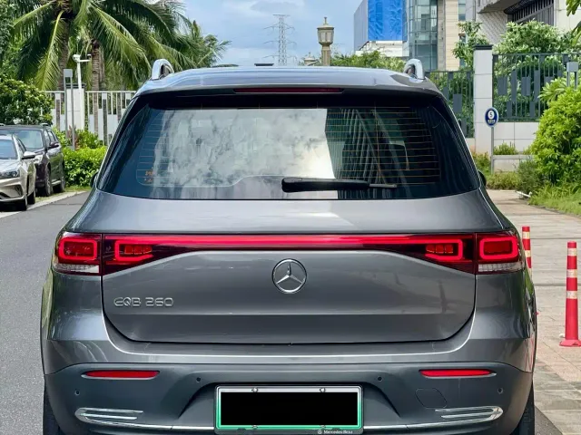 Mercedes-Benz EQB — Фото автомобиля 8