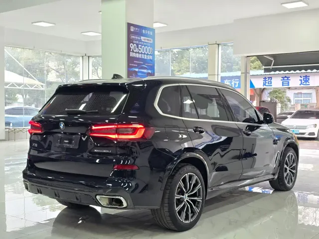 BMW X5 — Фото автомобиля 13