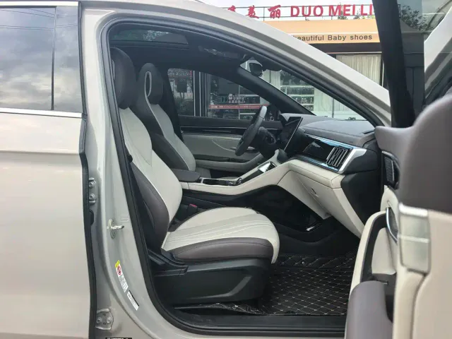 BYD Song PLUS — Фото автомобиля 9