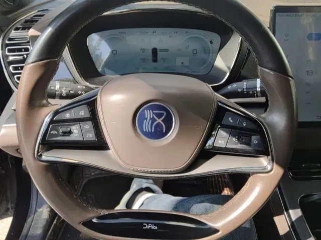 BYD Han — Фото автомобиля 15