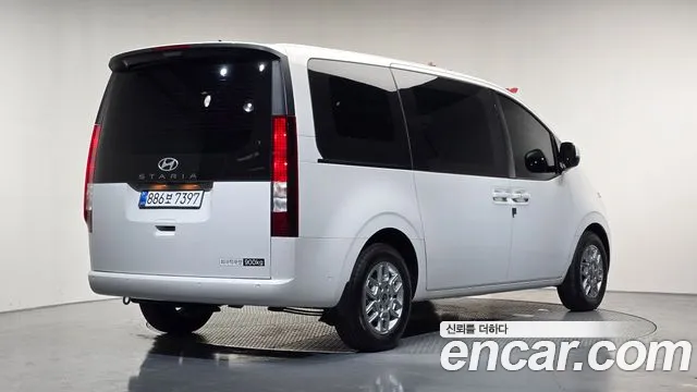 Hyundai Staria Staria (New) — Фото автомобиля 2
