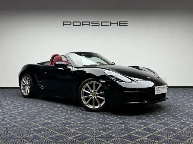 Porsche 718 — Фото автомобиля 14
