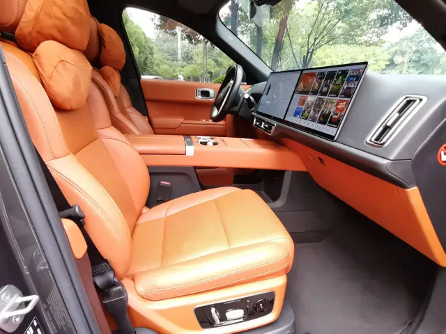 Li Auto L9 — Фото автомобиля 20
