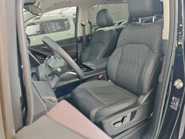 GAC Trumpchi M8 — Фото автомобиля 14