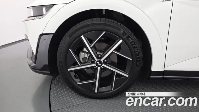 Hyundai Ioniq 5 New — Фото автомобиля 5