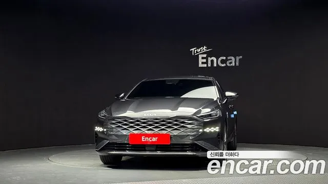 Kia K8 Hybrid — Фото автомобиля 3