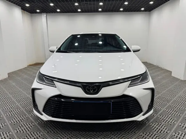 Toyota Corolla — Фото автомобиля 2