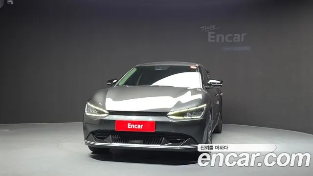 Kia EV6 — Фото автомобиля 3