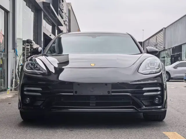 Porsche Panamera — Фото автомобиля 2