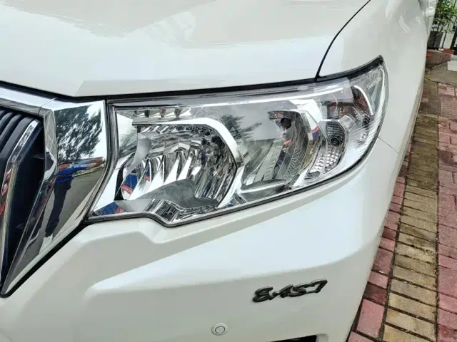 Toyota RAV4 — Фото автомобиля 5