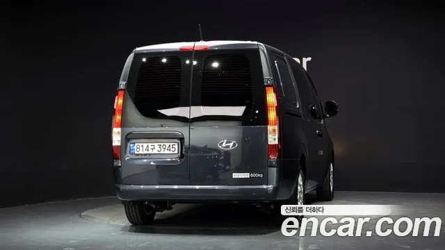 Hyundai Staria Staria Карго 5 мест — Фото автомобиля 4