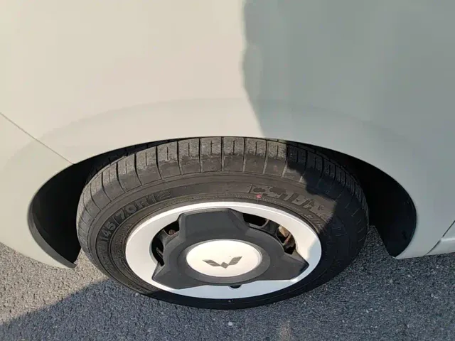 Wuling Hongguang Mini EV — Фото автомобиля 22