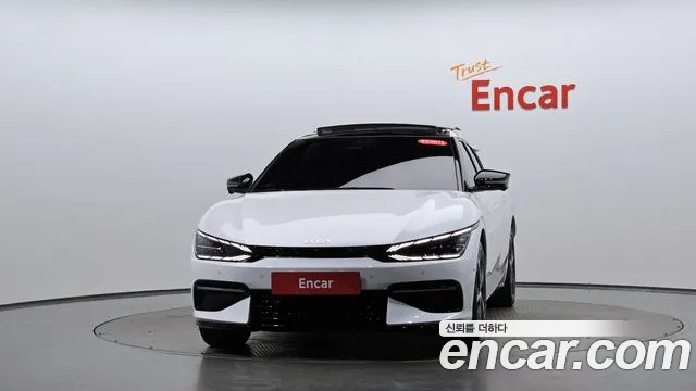 Kia EV6 — Фото автомобиля 3