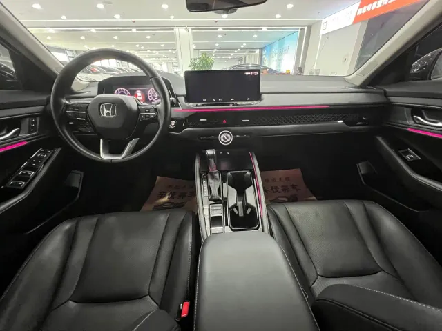 Honda Accord — Фото автомобиля 15