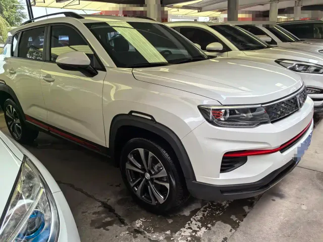 Changan Changan CS35 PLUS 2022 1.6L Manual Luxury Edition — Фото автомобиля 3