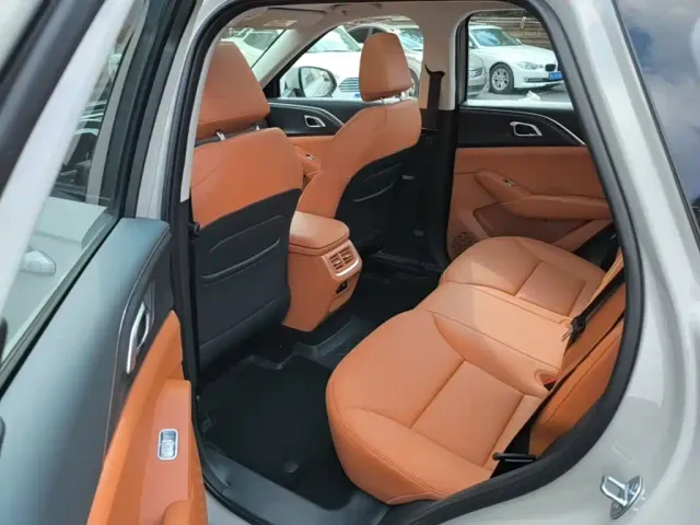 Haval Xiaolong MAX — Фото автомобиля 16