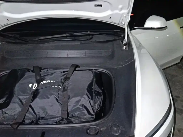 Tesla Model Y — Фото автомобиля 19