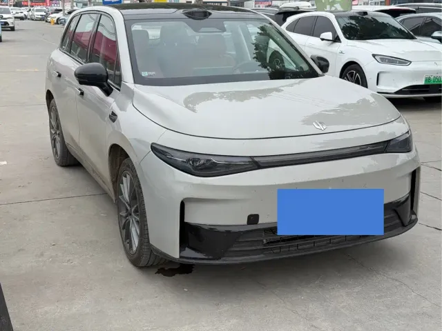 Leapmotor C10 — Фото автомобиля 3
