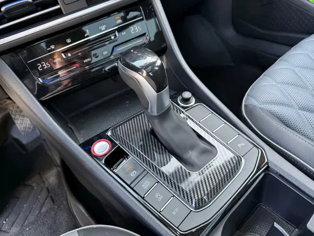 Volkswagen Sagitar — Фото автомобиля 13