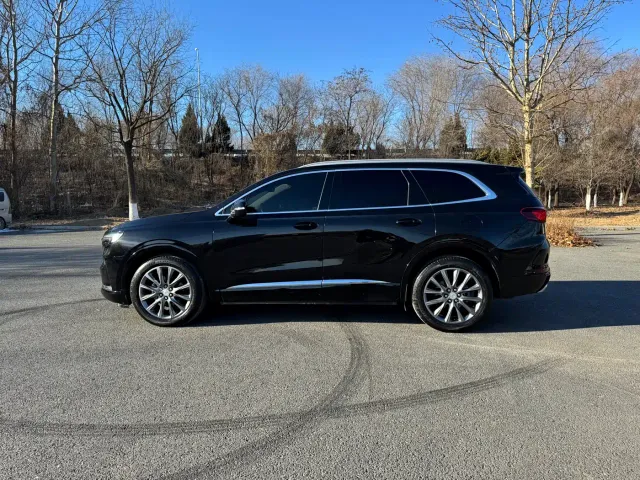 Buick Enclave — Фото автомобиля 5