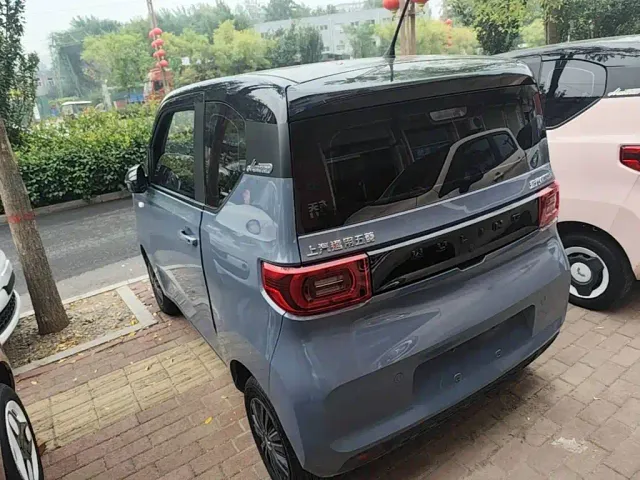 Wuling Hongguang Mini EV — Фото автомобиля 4