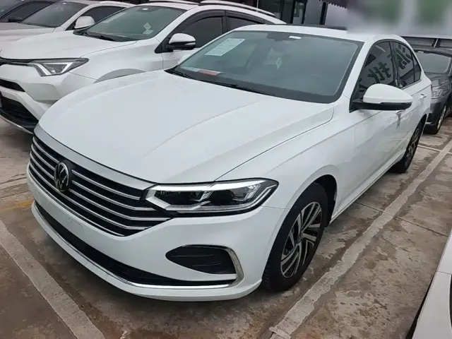 Фотография автомобиля — Volkswagen Lavida