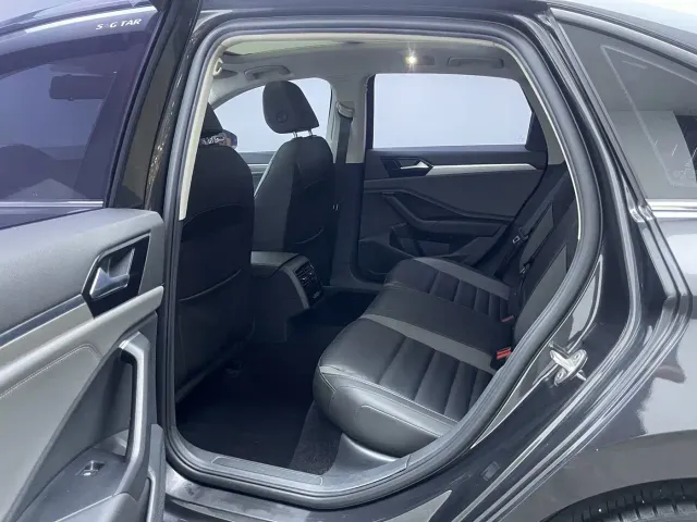 Volkswagen Sagitar — Фото автомобиля 14