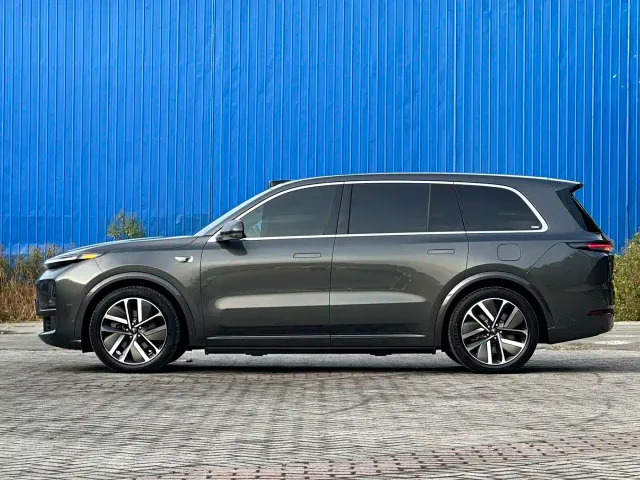 Li Auto L9 — Фото автомобиля 3