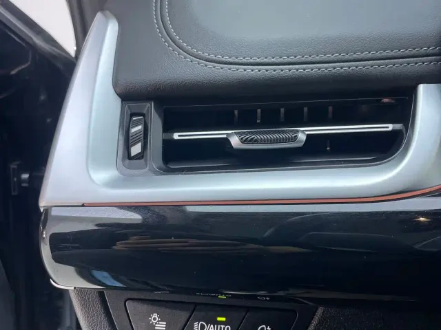 BMW X1 — Фото автомобиля 15