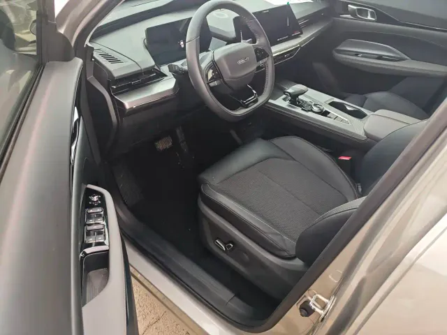 Changan Z6 — Фото автомобиля 4