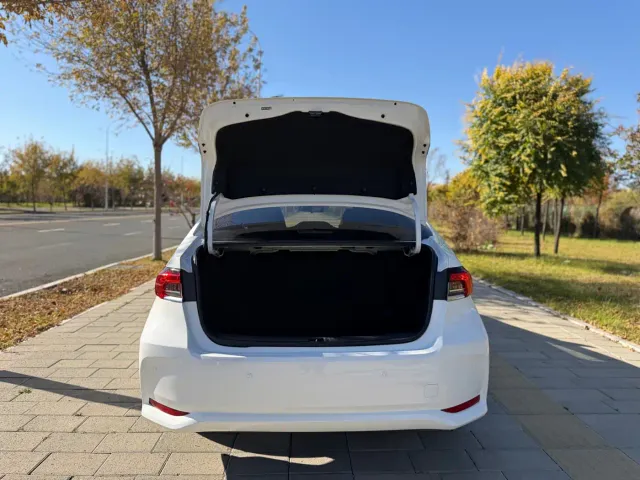 Toyota Corolla — Фото автомобиля 20