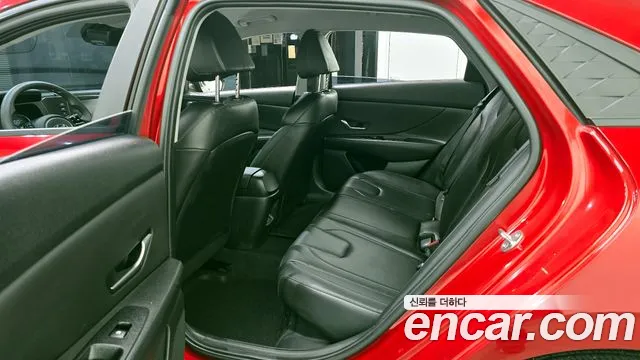 Hyundai AVANTE Smart — Фото автомобиля 13