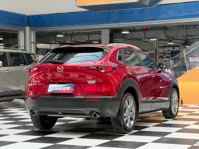 Mazda CX-30 — Фото автомобиля 5